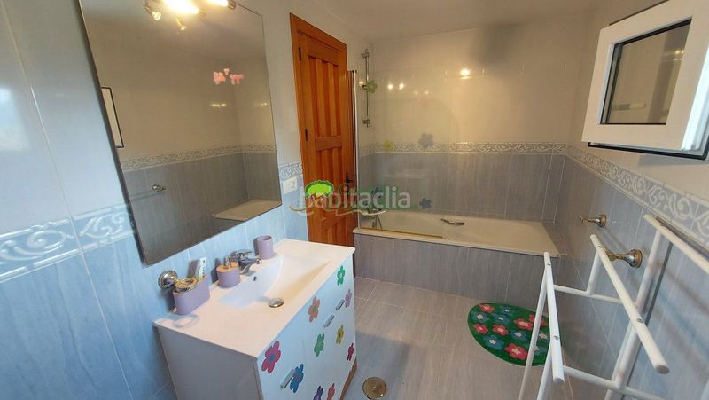 Foto b2a0fd37-388c-49ff-afec-c535c1e10339. Masia amb piscina a Torrox pueblo Torrox