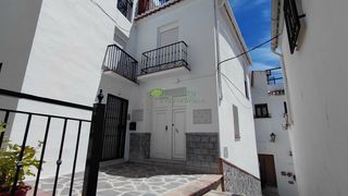 Casa en Canillas de Albaida. Casa pueblo en venta en canillas de albaida, 3 dormitorios.