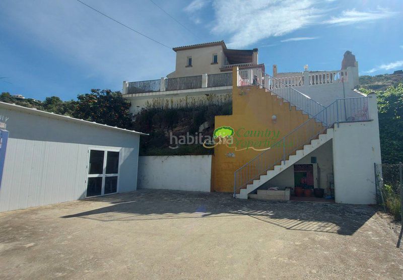 Foto 44d261c7-2931-4e67-aca0-b4f92bf5c45a. Masia amb calefacció piscina a Torrox pueblo Torrox