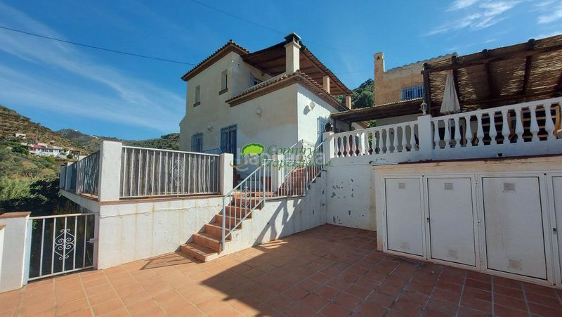 Foto fe6e8713-a19f-4e2e-b0da-b659bffdcc58. Masia amb calefacció piscina a Torrox pueblo Torrox