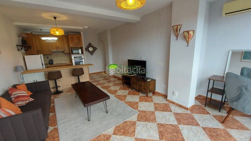 Foto 95df395b-ede6-4e8e-bc00-ea8ca0f8efb7. Apartament amb aparcament piscina a La Herradura Almuñécar