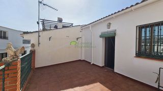 Casa in Árchez. Casa pueblo en venta en archez.