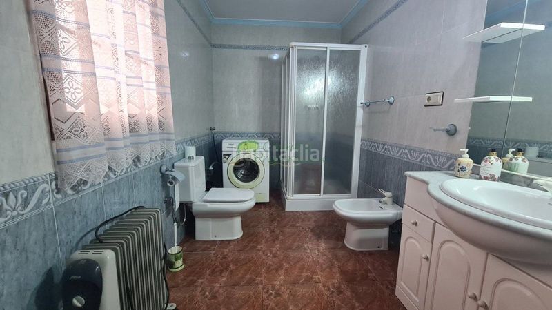 Foto e43d2b86-8d8a-4a55-a17b-665c40375f33. Casa a Árchez