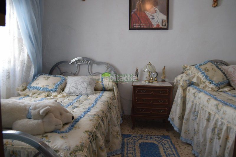 Foto cb698221-29fd-4cee-82df-56f50d1c84f7. Casa amb aparcament a Cómpeta