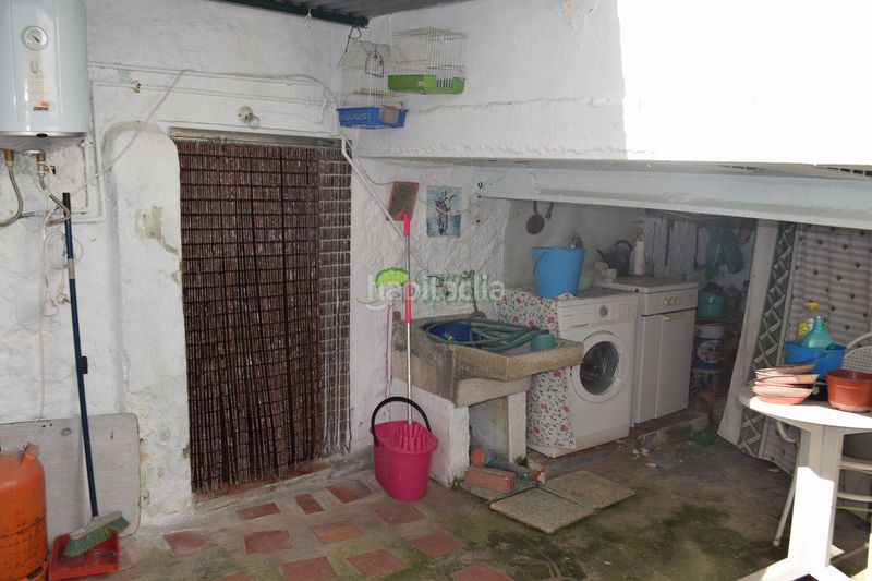 Foto fdf50d76-cf8e-4a1f-b6c1-2e8b3d6b6d93. Casa amb aparcament a Cómpeta