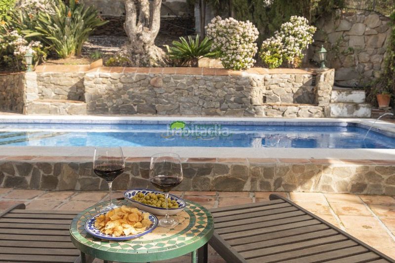 Foto 361d059f-a97e-4254-8c7f-b5c471e83cad. Masía casa de campo en venta , 6 dormitorios. en Sayalonga