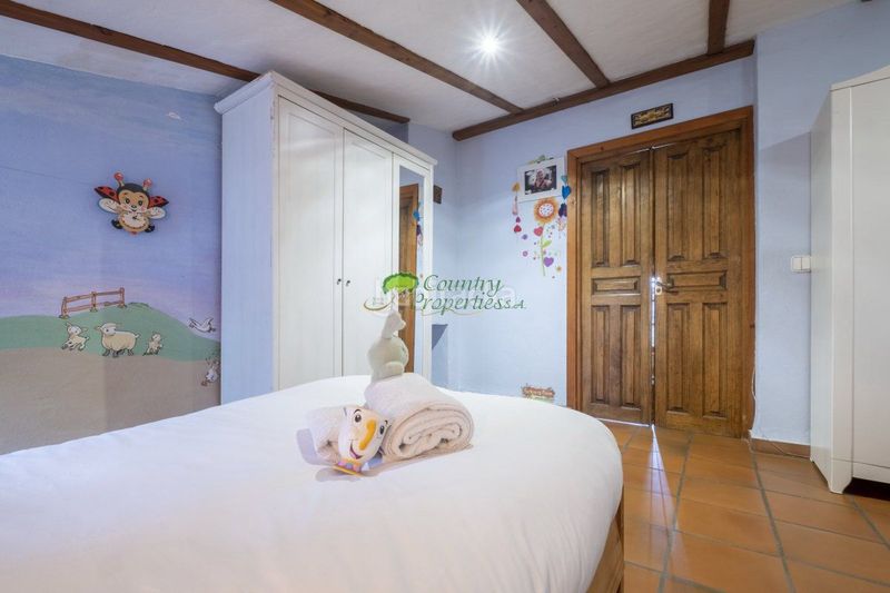 Foto 3ad07c7b-e558-4369-9814-9affcdd103da. Masía casa de campo en venta , 6 dormitorios. en Sayalonga