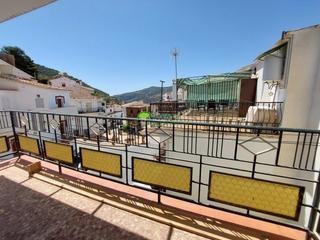 Maison à Sayalonga. Casa pueblo en venta en sayalonga, 7 dormitorios.