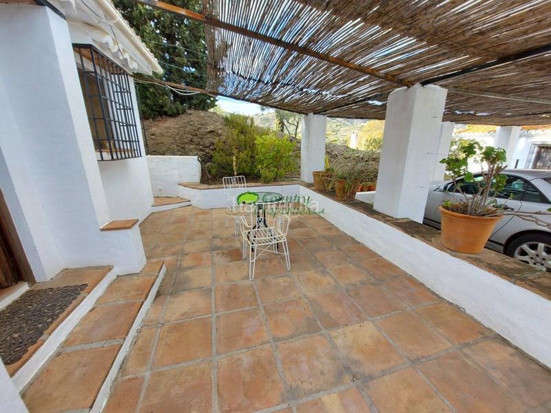 Foto d111d731-12a6-43e6-88d5-cbc917d6191b. Masia amb calefacció aparcament piscina a Torrox pueblo Torrox