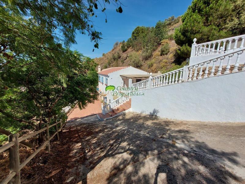 Foto b51ccd7c-364b-4306-9afd-f5ef81810b7a. Mas avec chauffage piscine dans Torrox pueblo Torrox