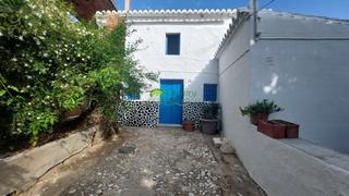 Casa a Sayalonga. Casa pueblo en venta en corumbela, 4 dormitorios.