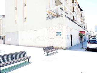 Local commercial à Hispanidad - Vivar Téllez. Local comercial en esquina zona nueva vélezmálaga