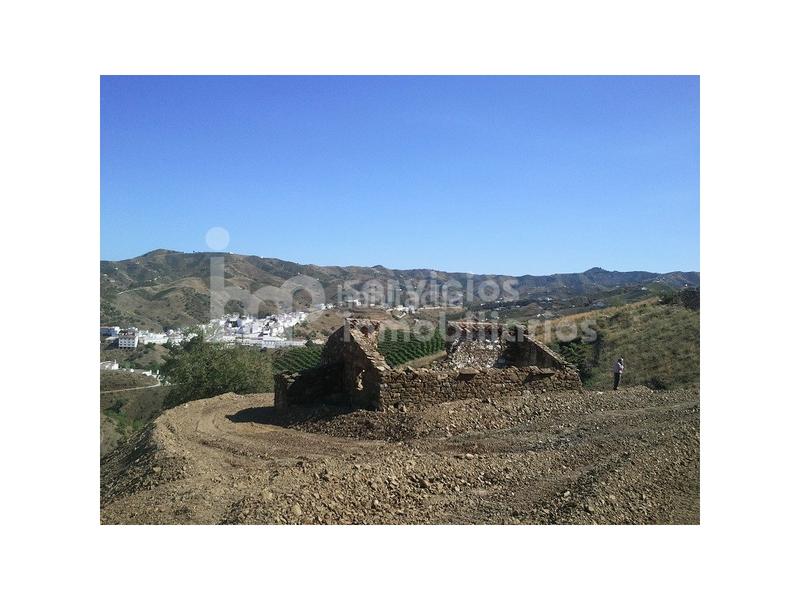 Foto f6e2245a-f213-44cc-9b8a-f5beadece572. Masia amb aparcament a Almáchar