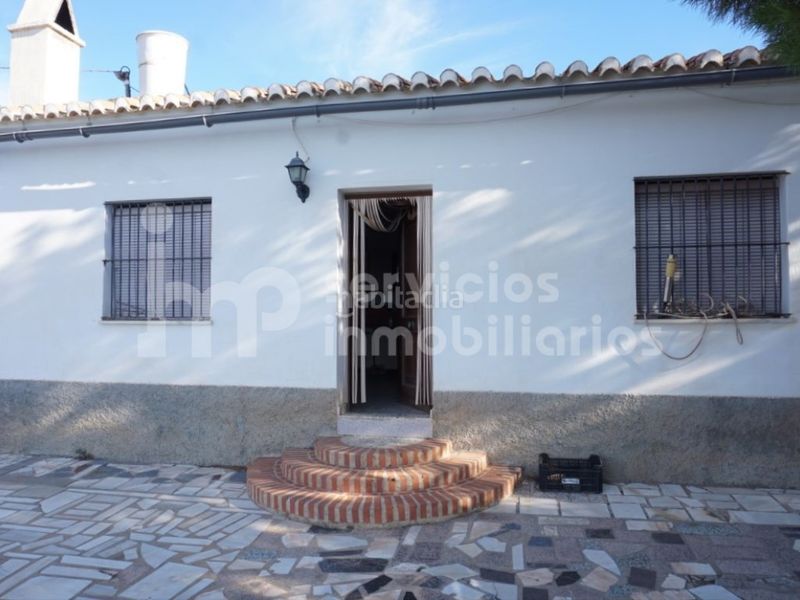 Foto a3b15fcd-2a44-4c27-adc4-bb192edc86af. Casa amb piscina a Centro Histórico Vélez - Málaga