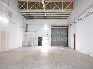 Location Bâtiment à usage industriel à El Limonar. Nave industrial de 200 m2 de arrendamiento