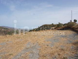 Residential Plot  N/a. Parcela rústica con vistas a la montaña y ciudad