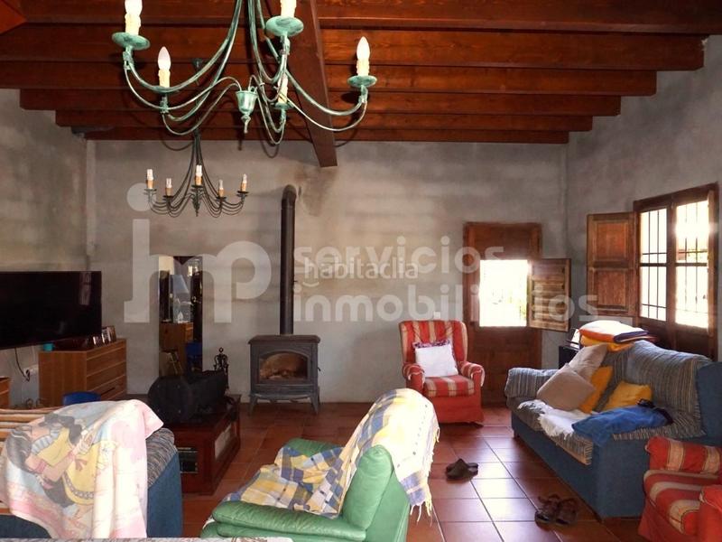 Foto 524c2a78-68b1-40e3-bf6f-6dee63a58fde. Masia amb aparcament a Centro Histórico Vélez - Málaga