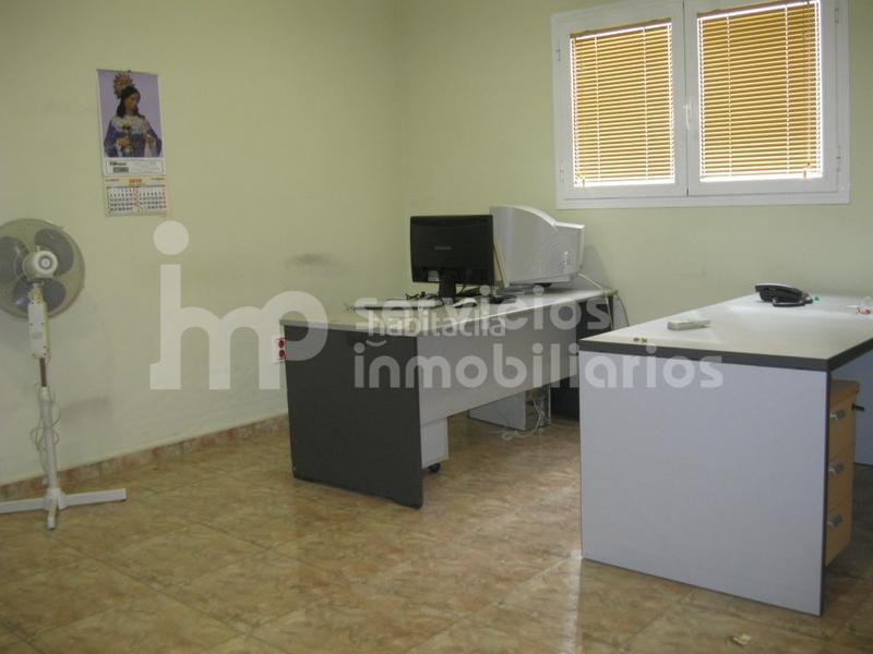 Foto 501c847a-12cf-4b9f-af8f-67a9b61a202a. Affitto locale commerciale in Hispanidad - Vivar Téllez Vélez - Málaga