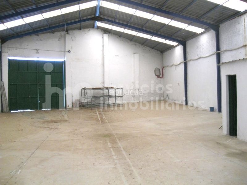 Foto 707d628c-d90f-49c0-8491-cb1f346ce693. Nau industrial a Camino Viejo de Málaga Vélez - Málaga