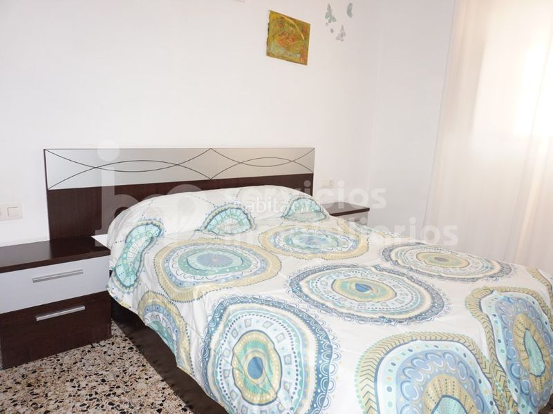 Foto c79987f2-1d0b-4a36-8c4a-71b19385fcbb. Casa adossada a Benamocarra