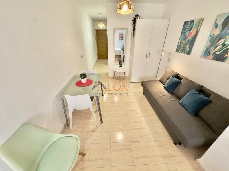 Foto 70f65c66-8b40-4cd2-b852-3bdafac2e7e7. Estudio en calle huerto de monjas 6 estudio en el centro con garaje y licencia turística en Málaga