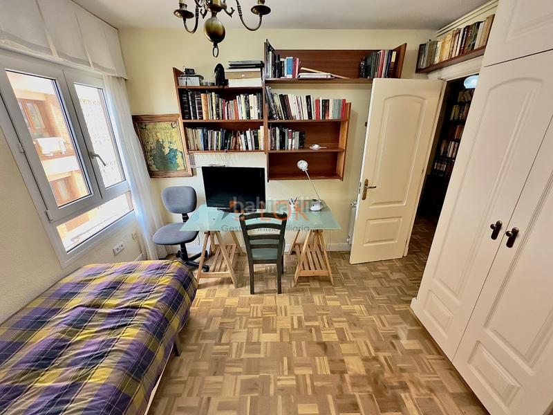 Foto 0c60222f-2171-49f0-9347-84625459dd1d. Flat with parking in La Malagueta - Monte Sancha Málaga