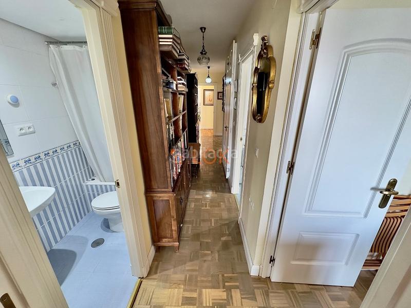 Foto a7745002-88d1-4cba-aaaa-1691f00d0cd7. Flat with parking in La Malagueta - Monte Sancha Málaga