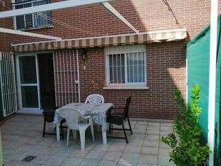 Pis  N/a. Apartamento precioso de un dormitorio con gran patio terraza.