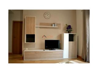 Appartement  Calle antonio luis carrion. Ofrecemos oportunidad para entrar a vivir reformado y amueblado