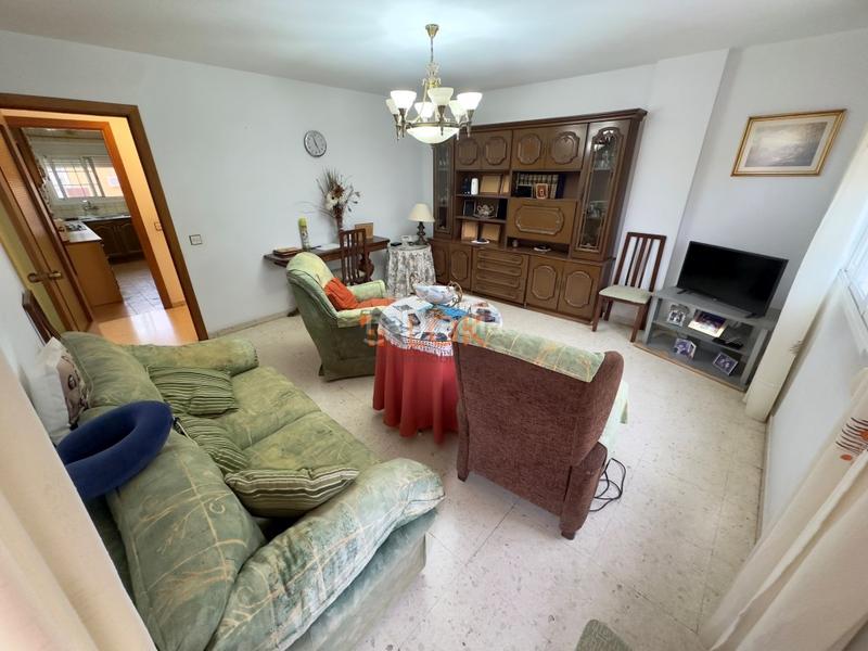 Foto 7da46601-5e7c-4f61-b8d1-1c096f6b2fef. Appartamento con parcheggio in El Palo Málaga