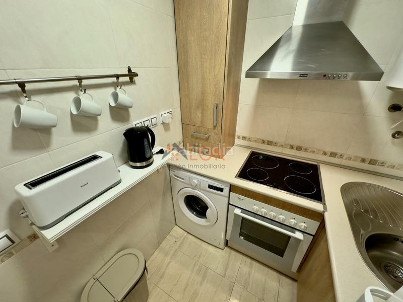 Foto ef3165a9-4bc5-436a-9033-367e9fd25a5b. Appartement avec parking dans La Goleta - San Felipe Neri Málaga