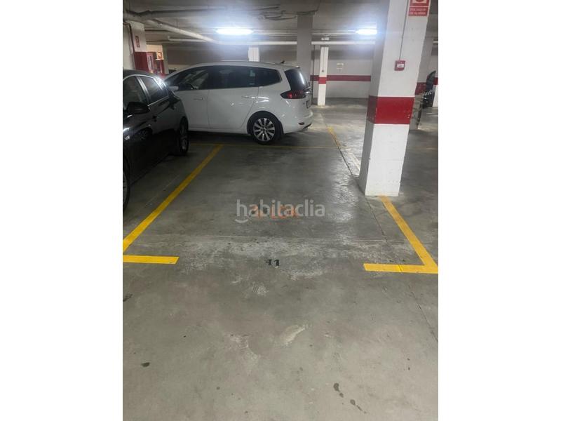 Foto ef86a47d-3b4a-4a45-97e7-b26a916e0171. Appartement avec parking dans La Goleta - San Felipe Neri Málaga