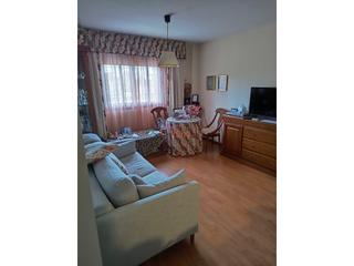 Piso  Calle felix garcia palacios. Apartamento seminuevo con garaje opcional por 25.000