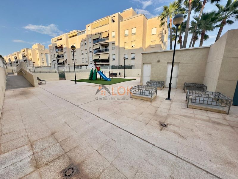 Foto 957b0535-ceb7-4382-b918-c7722eeaf227. Pis amb aparcament piscina a Dos Hermanas - Nuevo San Andrés Málaga