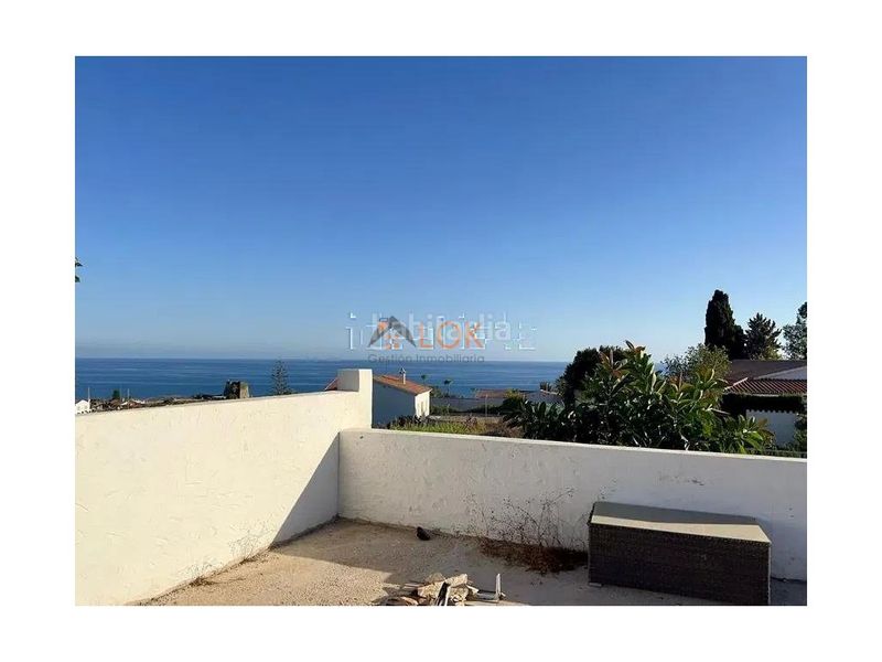 Foto e986bdf4-4684-417c-aa36-e14507bd7d19. Casa amb aparcament a Benajarafe