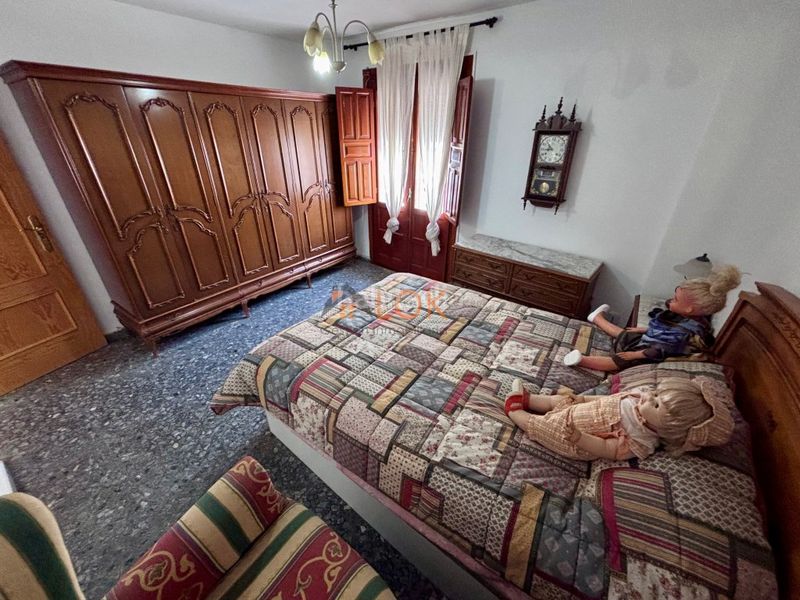 Foto 6d30f73a-8024-4539-8972-7b1a708ff276. Casa a Centro Histórico Vélez - Málaga