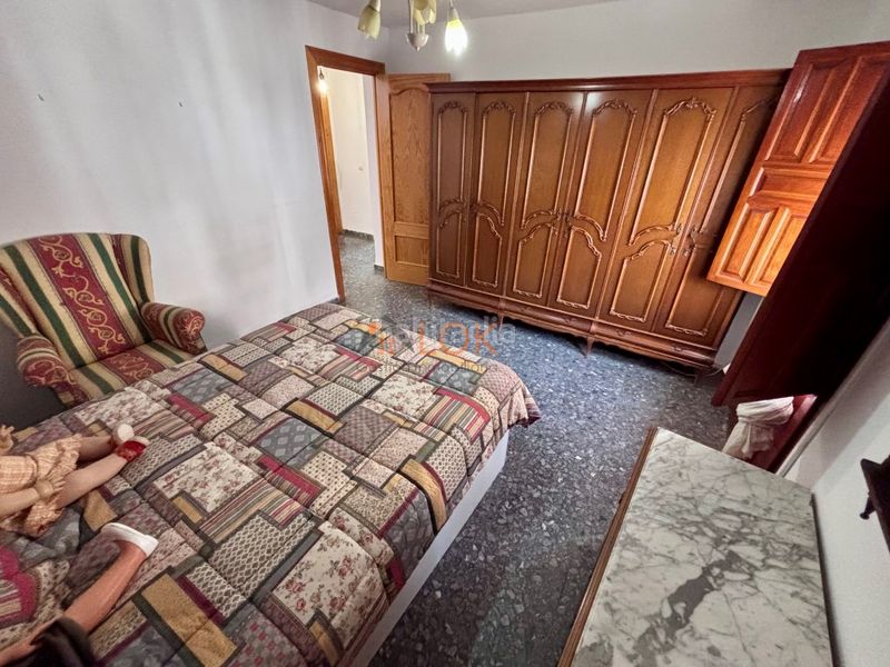 Foto d453b3d3-fe8f-4f70-b474-ef732bad43fe. Casa a Centro Histórico Vélez - Málaga