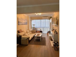 Flat  Calle antonio martelo(seneca). Ofrecemos precioso piso totalmente reformado en la cruz del humi
