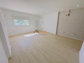 Planta baixa  N/a. Vivienda a estrenar de dos dormitorios en recinto cerrado con pi