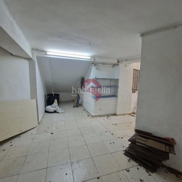 Foto a1c0d424-86e0-459a-bb82-63a89e1cfc3f. Local comercial venta de local comercial. ideal cambio de uso a vivienda en Málaga