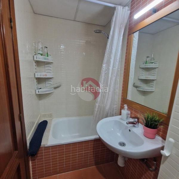 Foto 0bd54dfd-174d-4c5c-b802-71c00374ac5d. Piso vivienda con licencia turistica a un paso del centro de malaga en Málaga