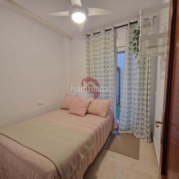 Foto 0dacd75f-df8e-4d3c-9040-aeaf0a4f30c4. Piso vivienda con licencia turistica a un paso del centro de malaga en Málaga