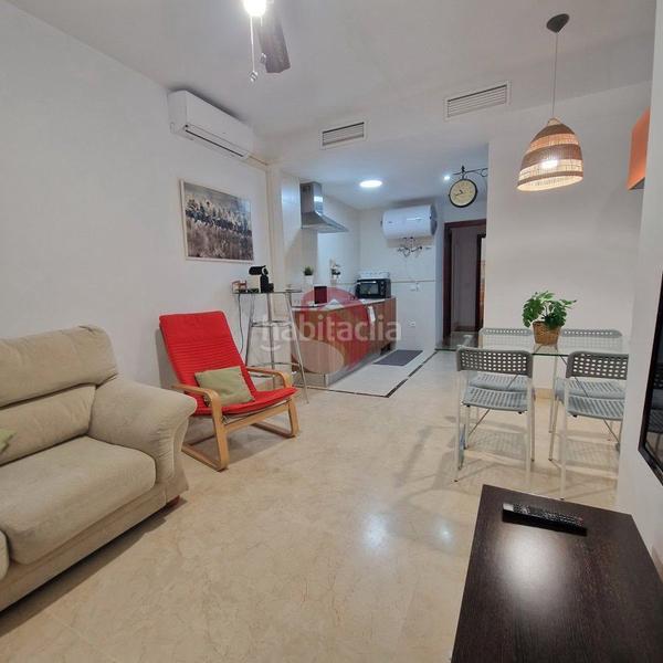 Foto aa40b8e1-27a3-4816-89de-a0e68f838560. Piso vivienda con licencia turistica a un paso del centro de malaga en Málaga