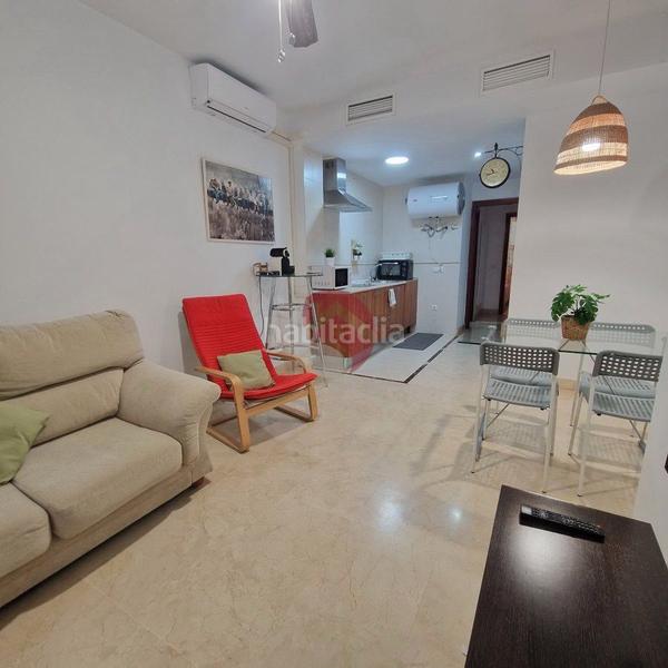 Foto f574c084-3fd5-46f0-b65d-dea9f2df41fa. Piso vivienda con licencia turistica a un paso del centro de malaga en Málaga
