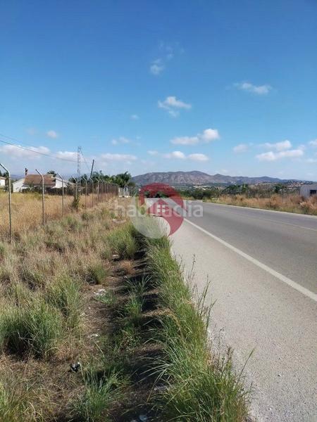 Foto a67d4fbc-ce20-4a76-86cc-3d744cfb07d4. Fondo rustico in Centro Alhaurín el Grande