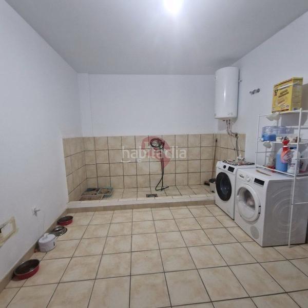 Foto cefcaa56-6b22-423c-ab8e-dfe9c0b697d9. Casa oportunidad unica chalet adosado en almogia en Almogía