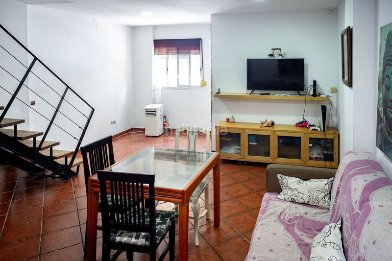 Foto 05917f21-4ae2-4988-819a-9159a31fb2b1. Casa adosada casa mata zona eugenio gross en Los Castillejos - La Trinidad Málaga
