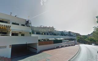 Aparcament cotxe a Zona Centro Comercial Torrequebrada
