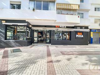 Locale commerciale in Solymar