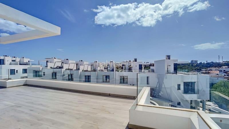 Foto 8694b608-0bd2-467f-a793-41c9c3a450cc. Casa en Castillo Sohail - Myramar Fuengirola